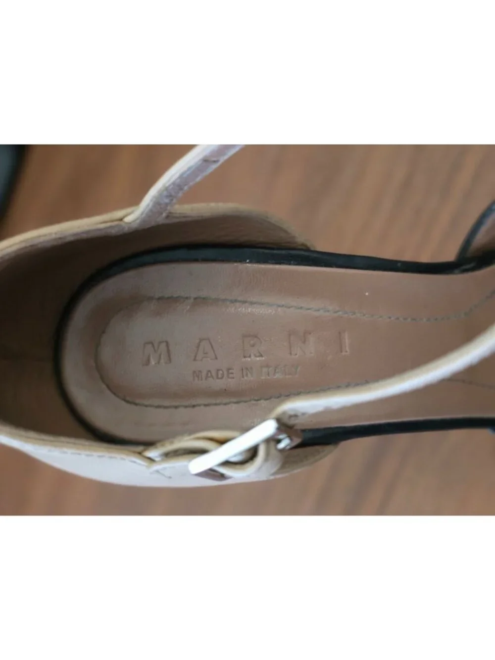 MARNI Two-Tone Black & Beige Leather Heels w/ Bow Detail Sz 36.5 - Made In Italy